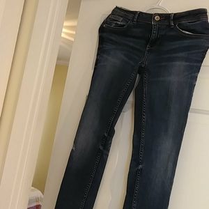 Low-rise skinny jeans
